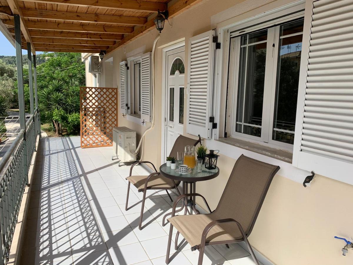 Olive Tree Apartments Lefkada City Bilik gambar